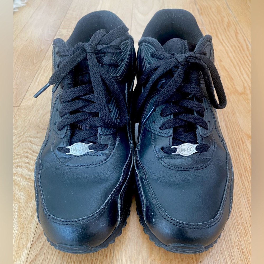 Nike Air Max 90 LTR Black Size 7 (men’s), but I’m a size 8-8.5 women’s
